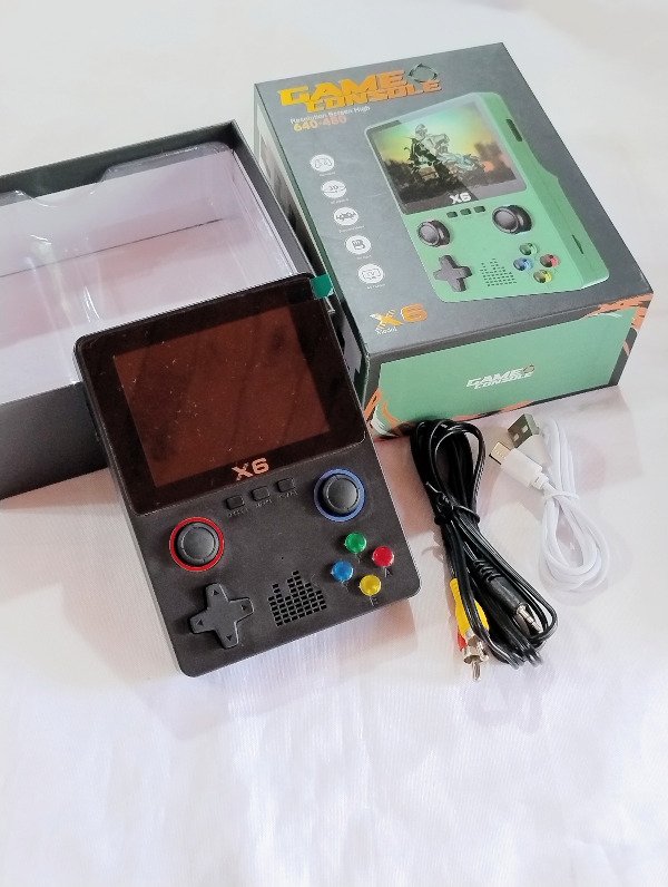 Producto - Consola portatil X6