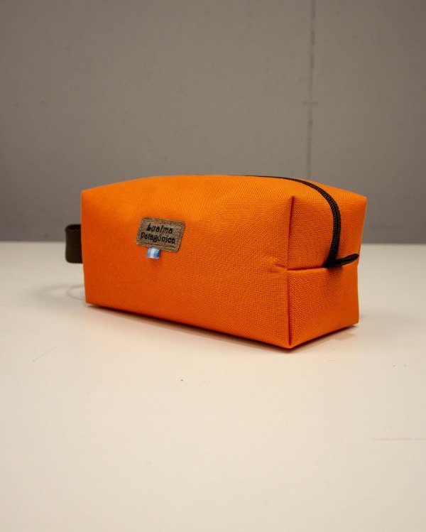 Producto - Neceser simple naranja