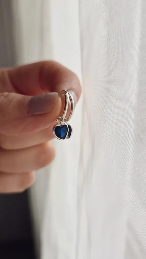 Producto - Argollitas corazon azul plata 925