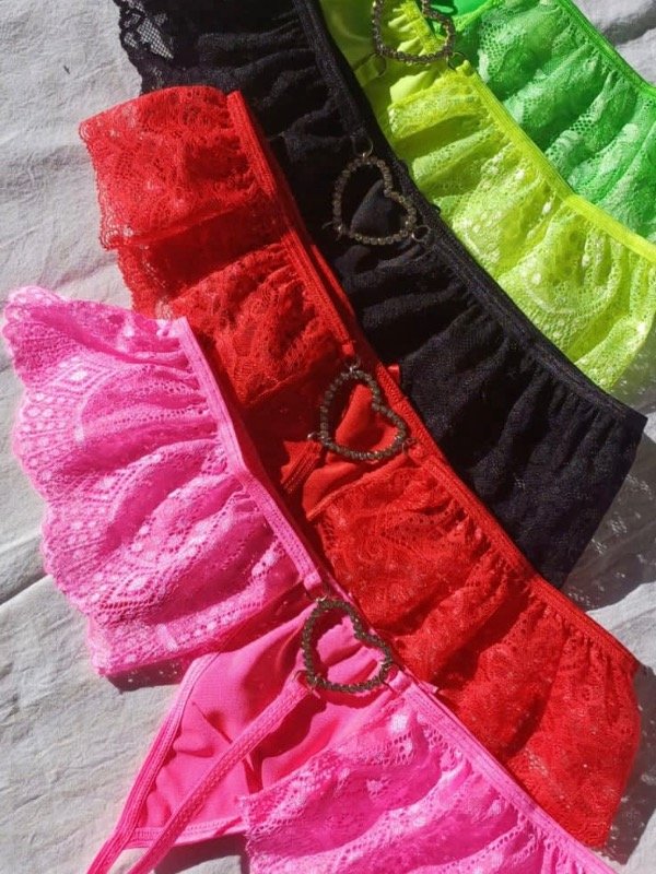 Producto - Hilo Dental Pollerita Corazon