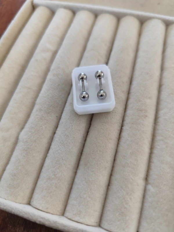 Producto - Aros abridor doble bolita. Tamaño M. Acero quirúrgico.