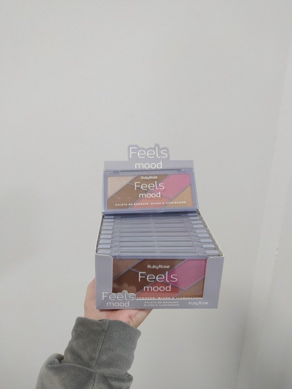 Producto - Paleta feels mood Ruby rose contorno, broncer, rubor e iluminador