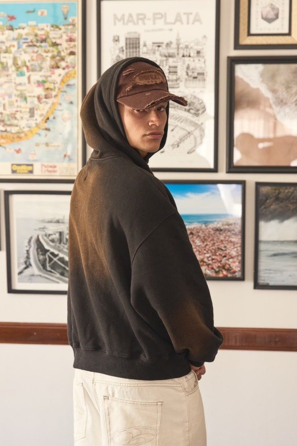 Producto - HOODIE NEGRO WASHED - 1