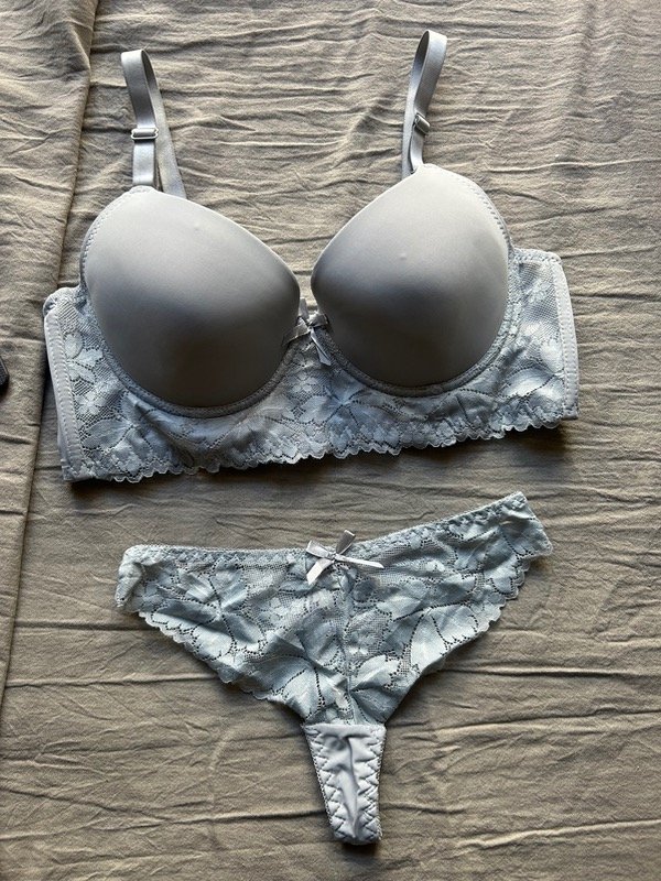 Producto - CONJUNTO T. ESPECIAL gris