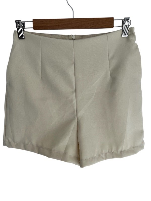 Producto - SHORT PINZADO AMARILLO