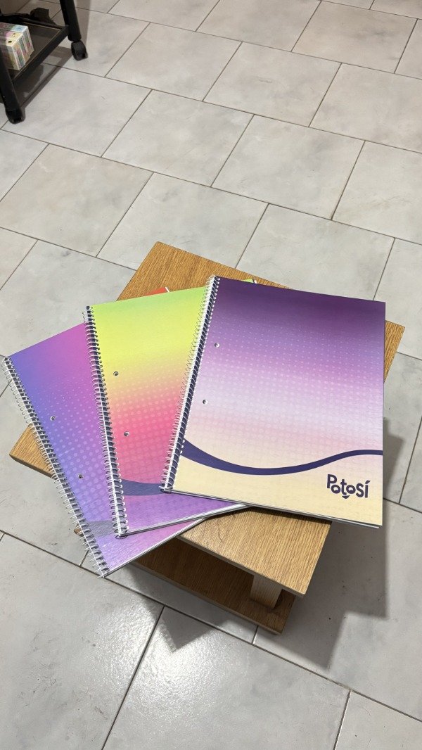 Producto - Cuaderno facultativo cuadriculado