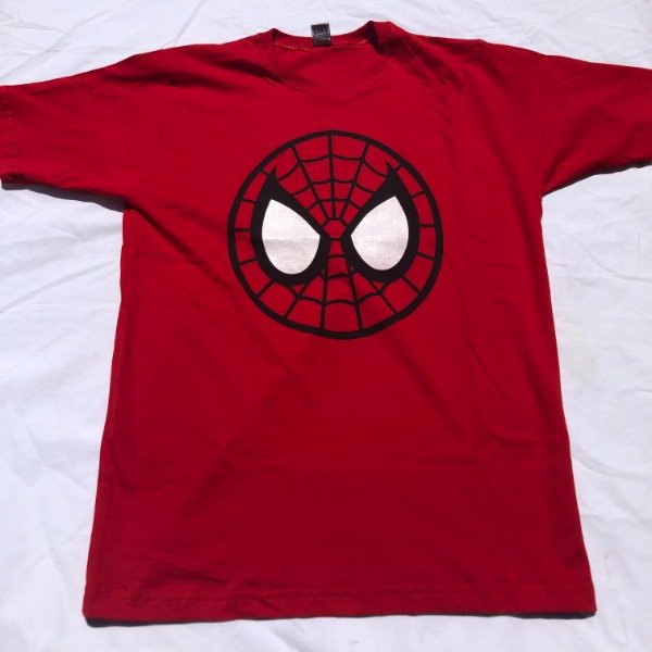 REMERA SPIDER