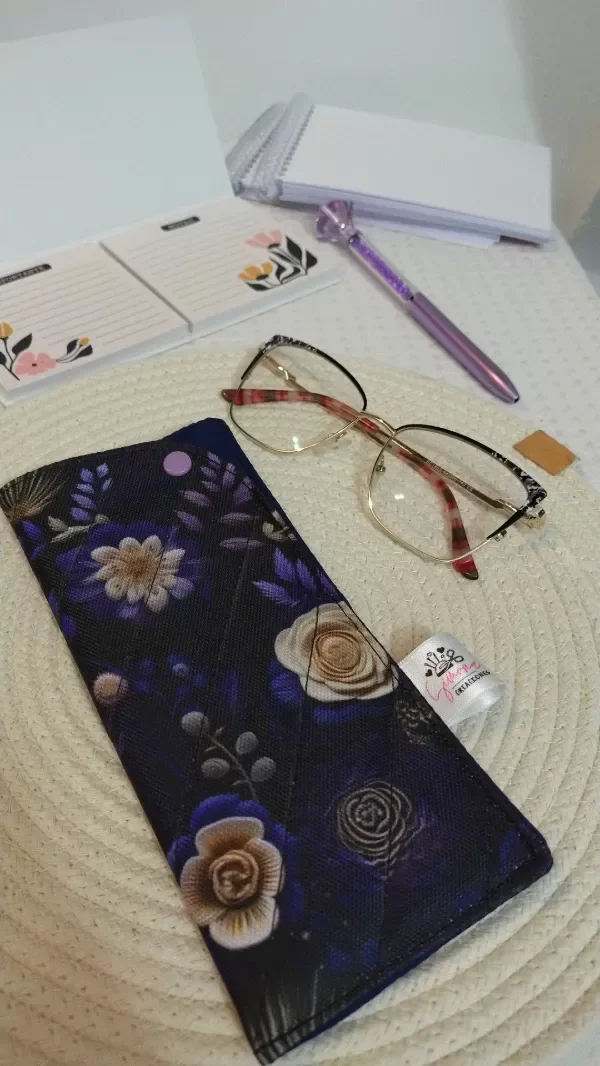 Producto - ESTUCHE PORTA ANTEOJOS FLORES VIOLETAS con LILA - 0