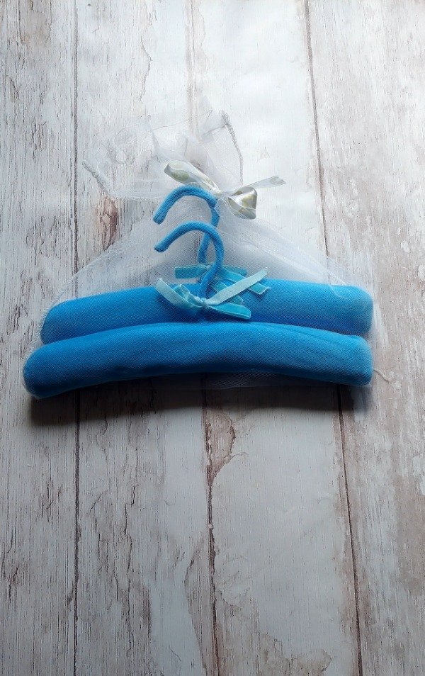 Producto - DUO DE PERCHAS