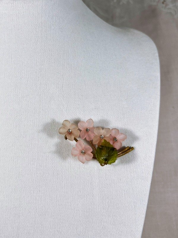 Producto - Broche arreglo floral