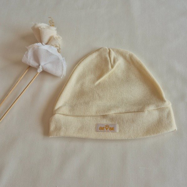 Producto - Gorrito interlock natural