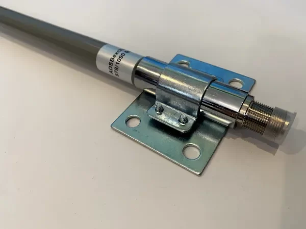 Producto - Antena ADS-B 1090 MHz 5.5dBi - Apta para exterior - 1