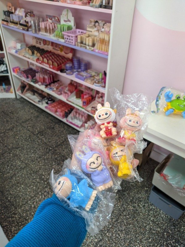 Producto - Muñequitos labubu