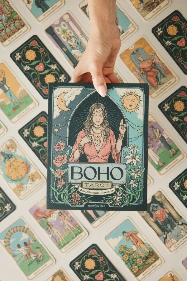Producto - BOHO TAROT KIT - BARAJA + LIBRO
