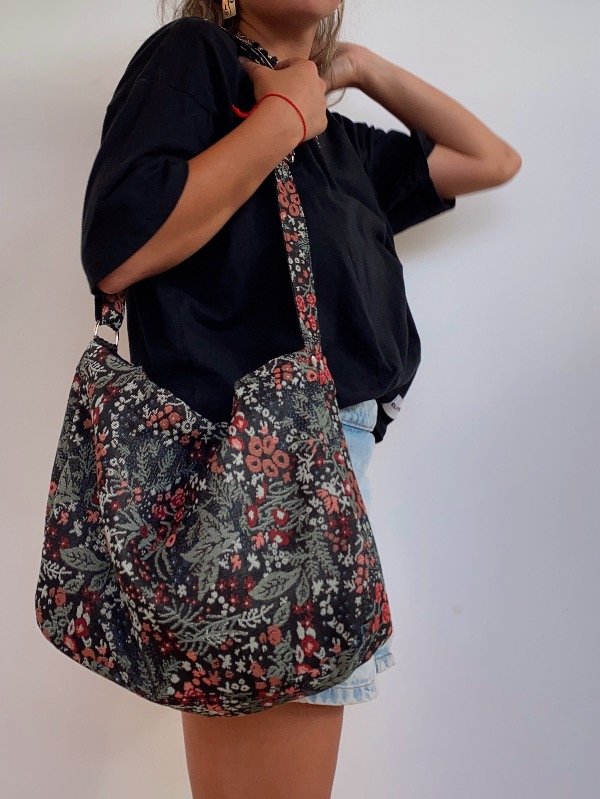 Producto - Bolso floreado