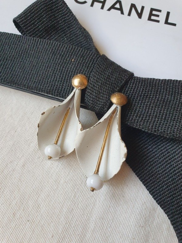 Producto - Clips 40s Calas Blancas Unique