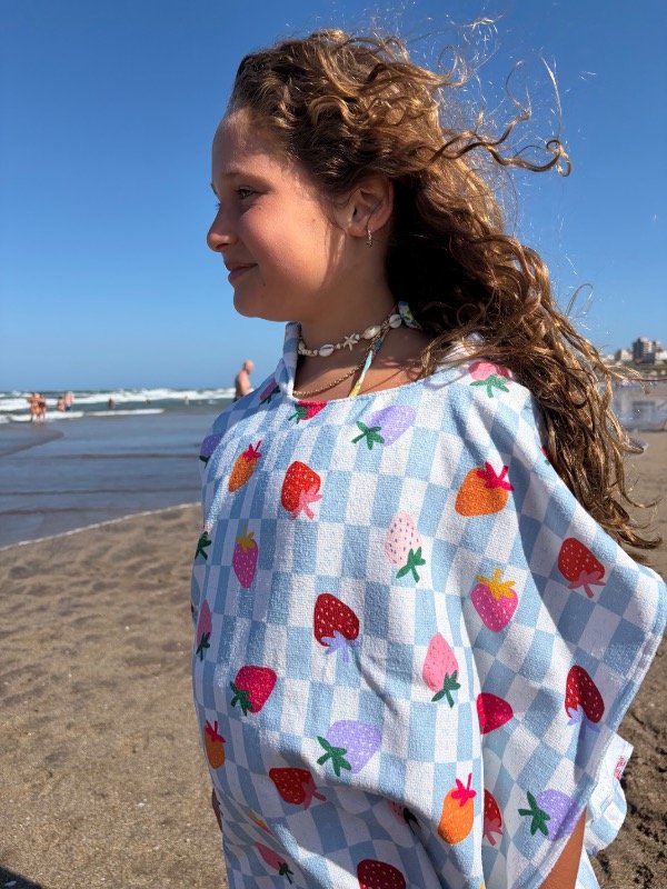 Producto - Ponchito frutillas