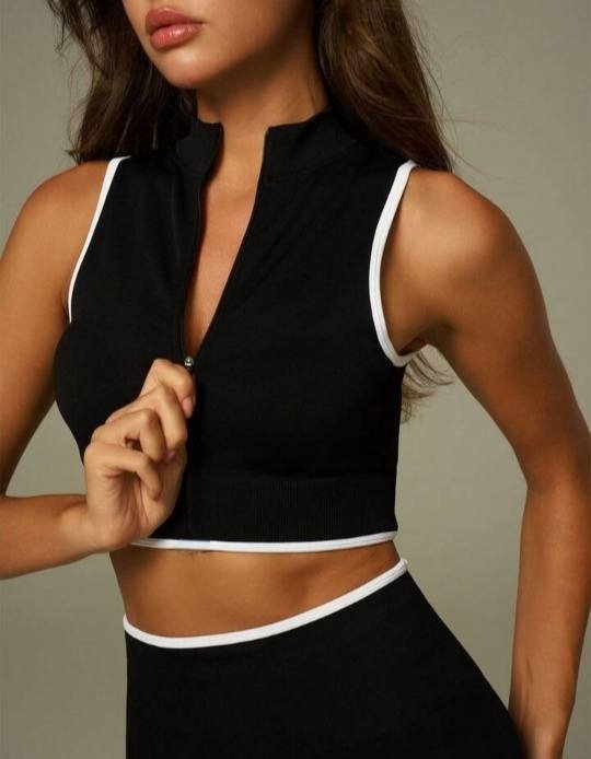 Producto - LINEA TAHI Conjunto Black Fit