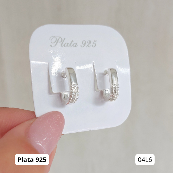 Producto - Aros argolla huggies en U con micropavé