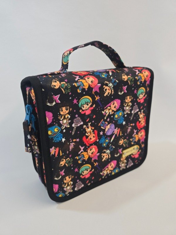 Producto - Cartuchera Barcelona Vista K-pop Mini