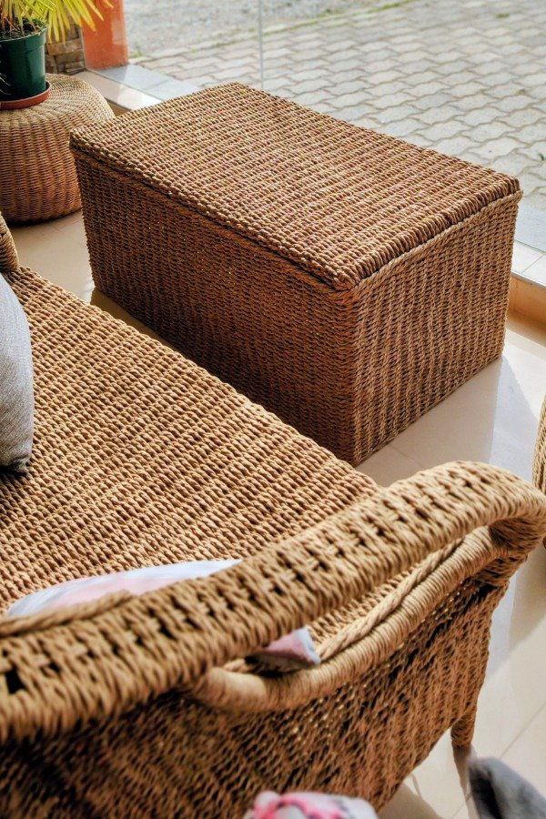Producto - Mesa  Ratona Tejida Rectangular 90x50x42cm de alto.