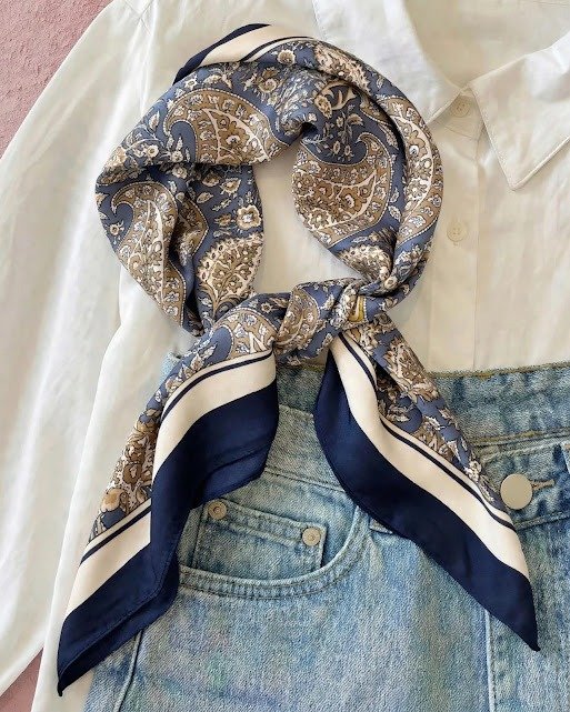Producto - FOULARD BARROCO MARINE