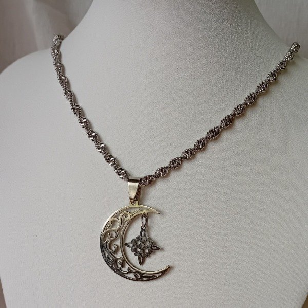 Producto - Collar Luna y nudo de bruja - AQ