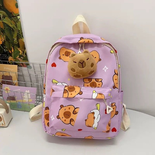 Producto - Mochila capybara con peluchito final 4