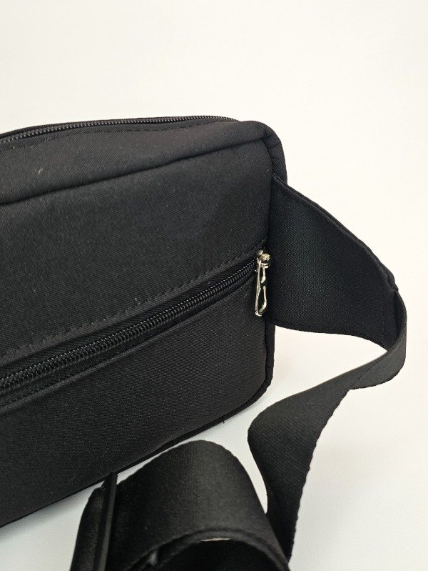 Producto - Riñonera Basic negra - 4