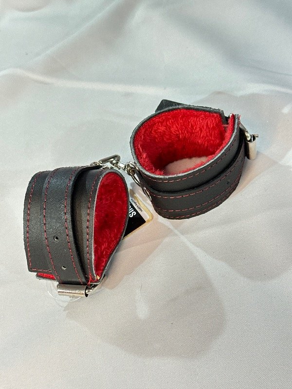 Producto - Esposa peluche por dentro 2