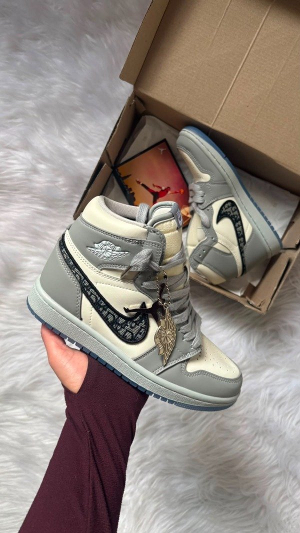 Producto - JORDAN RETRO 1 FT CHRISTIAN - 0