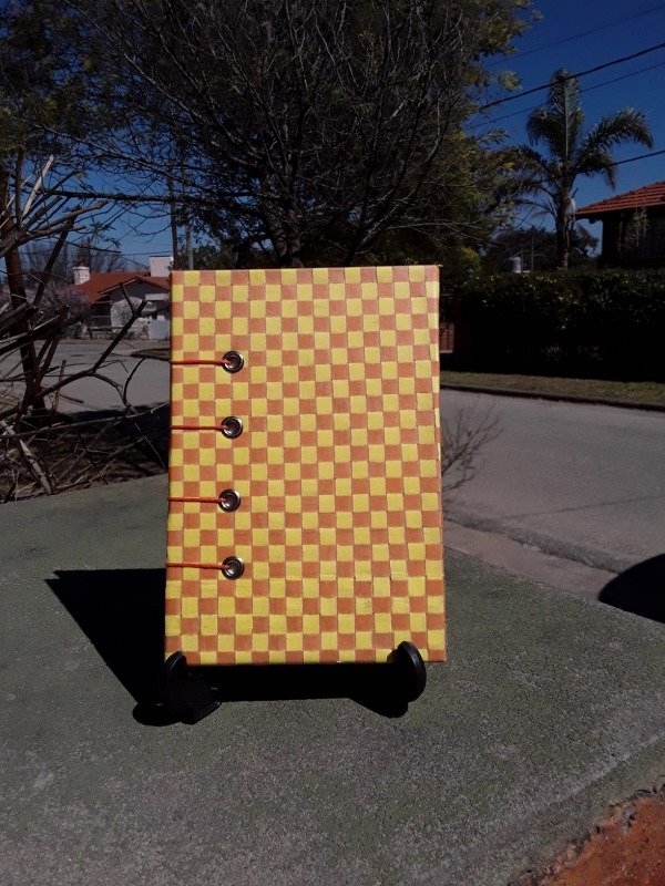 Producto - Cuaderno Copta Medium Naranja y Amarillo