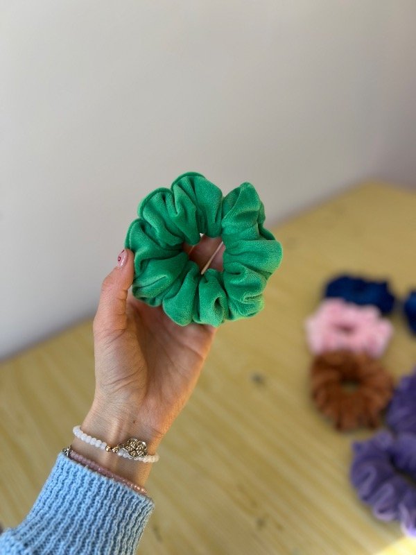 Producto - Scrunchie plush verde - 0