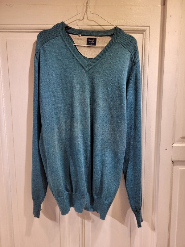 Producto - Sweater WRANGLER verde petroleo-Talle XL- PRECIO: 60X