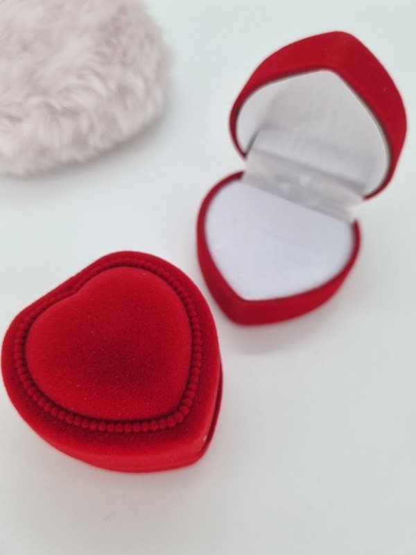 Producto - Cajita de pana para anillo corazon rojo chico 855
