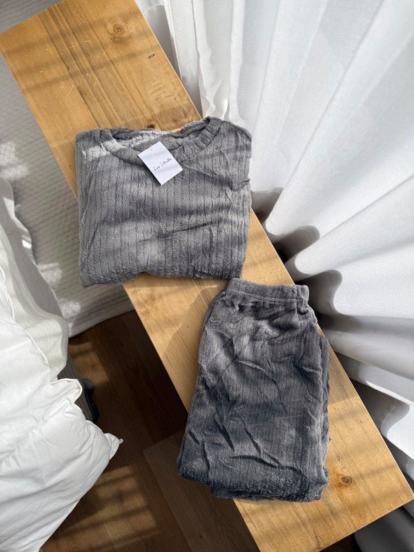 Producto - Pijama LUPE (gris)