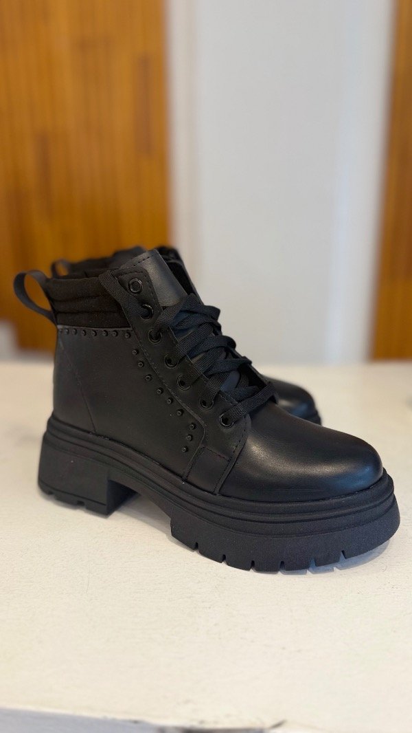 Producto - Borcegos Fiona negros