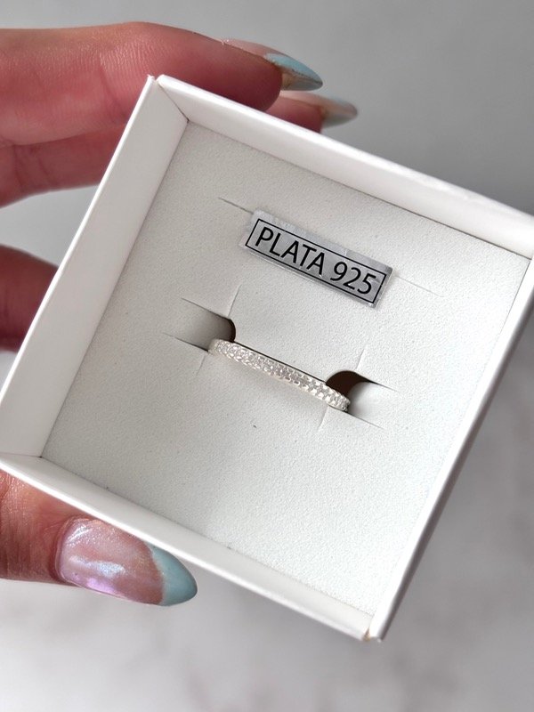 Producto - Anillo cintillo fino cubic