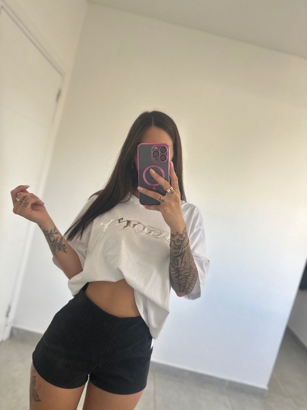 Producto - Remera Agony