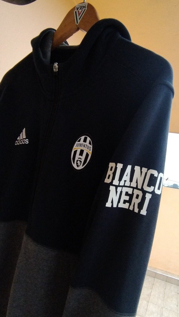 Juventus - Campera con capucha 2015/16 — imagen 4
