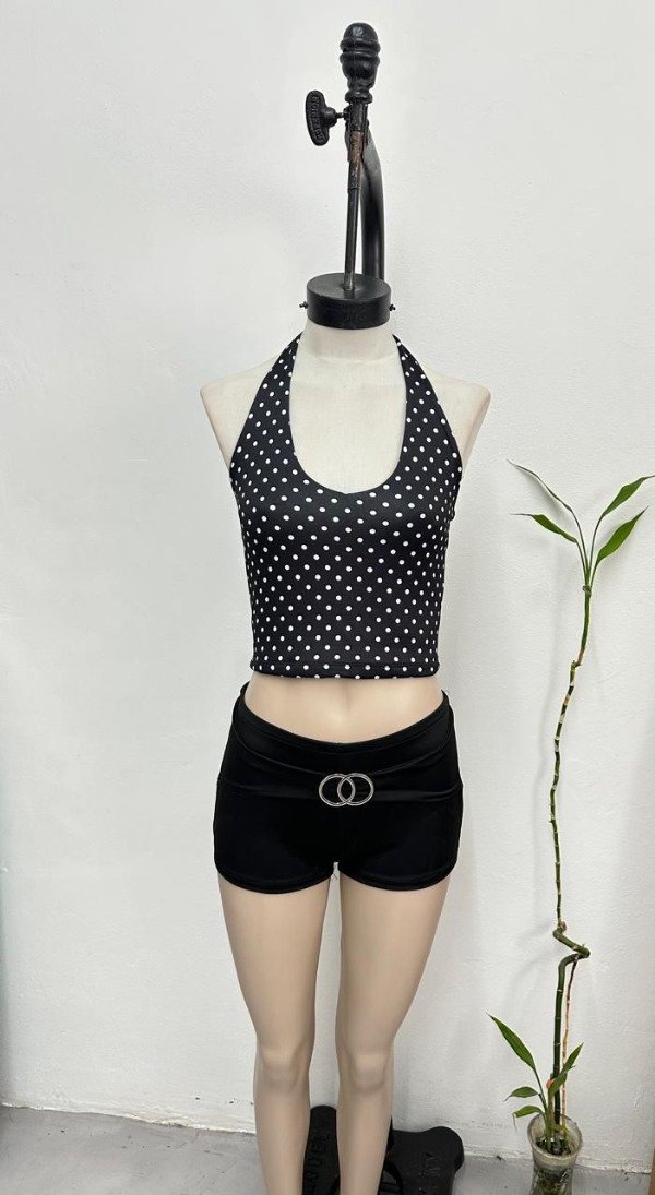 Producto - TOP LUNAR CUELLO U