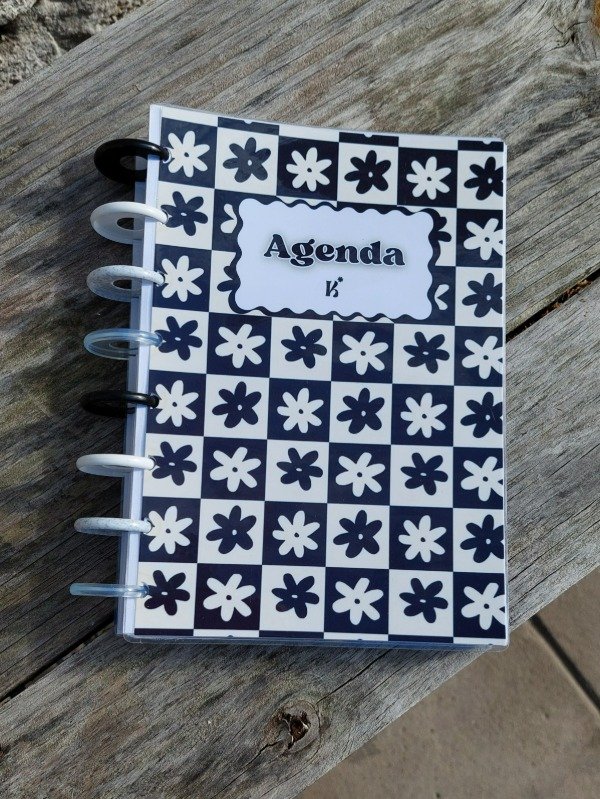 Producto - AGENDA PERPETUA - FlorBlack( Dos días a la vista )