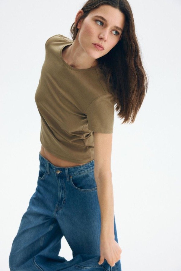Producto - Remera HyM entallada verde mujer - 0