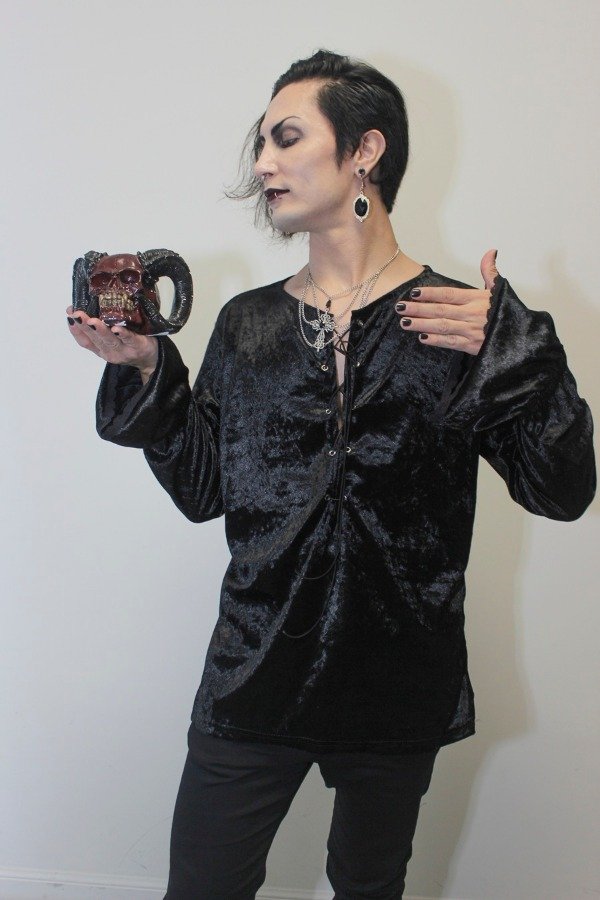 Producto - Sir Vesperian CHIFFON