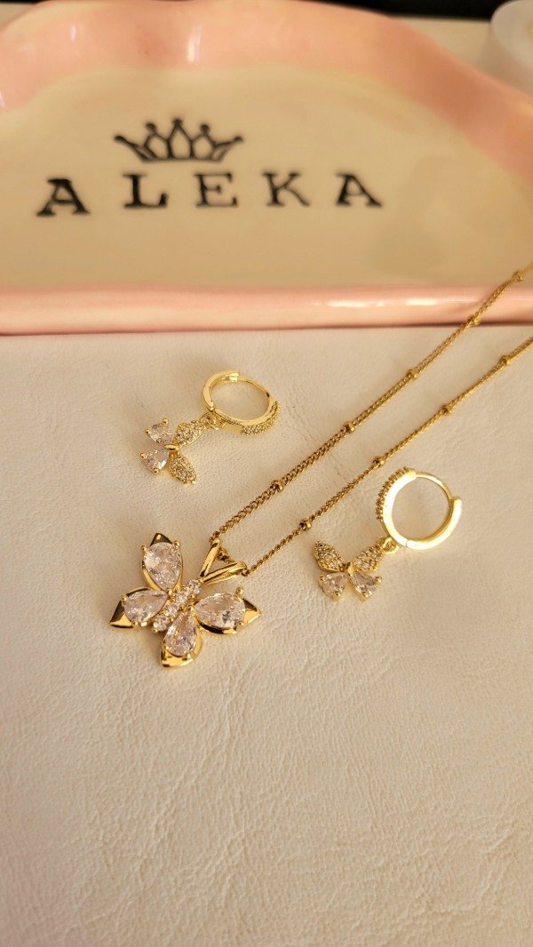 Producto - Conjunto Mariposa dije y aros con cubic de acero dorado - 5