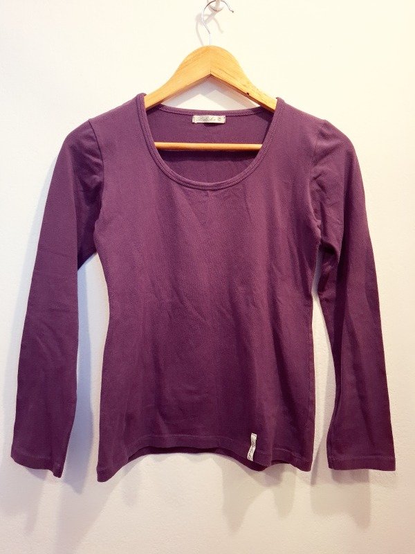Producto - Camiseta bordó