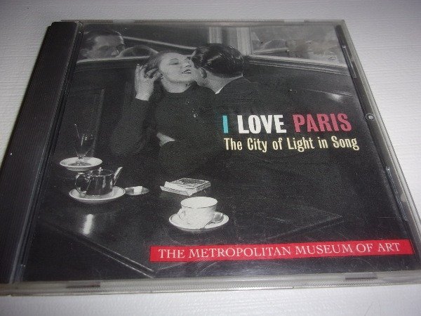 Producto - CD I LOVE PARIS THE CITY OF LIGHT IN SONG PIAF CHEVALIER PRIVAT USA 33A