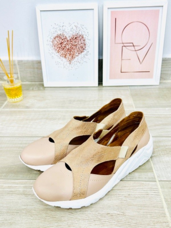 Producto - Zapatillas Urbanas Rose