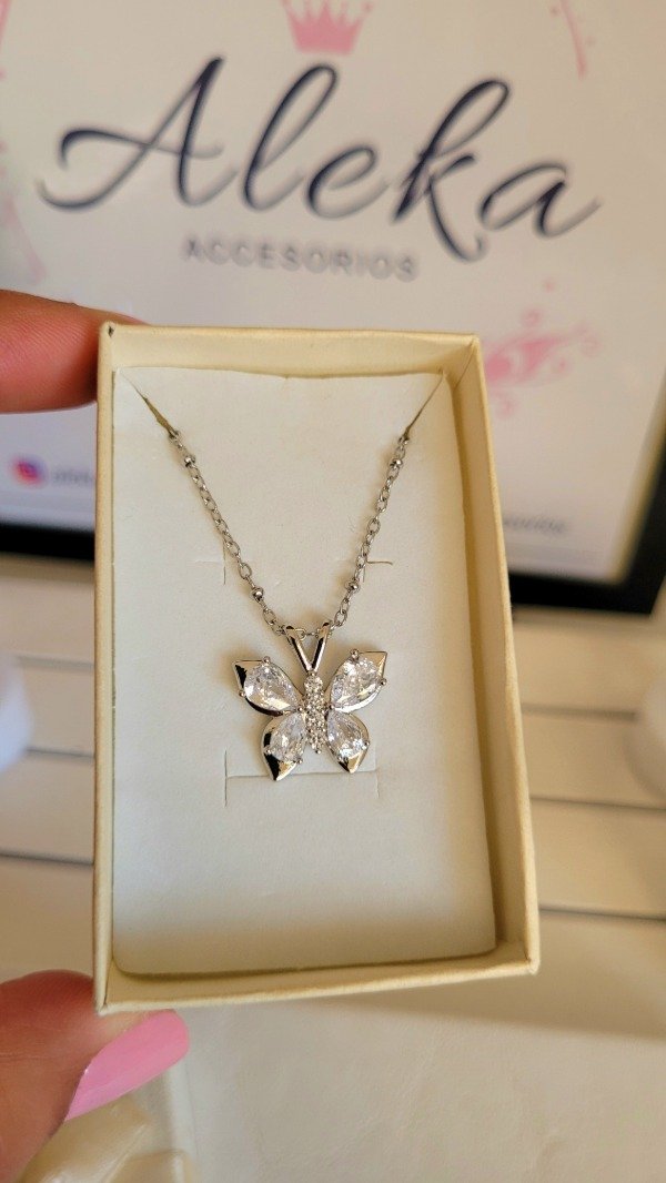 Producto - Collar mariposa con cubic de acero quirúrgico - 2