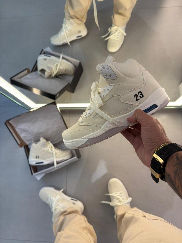 Producto - Jordan Retro 5 Phantom Cream